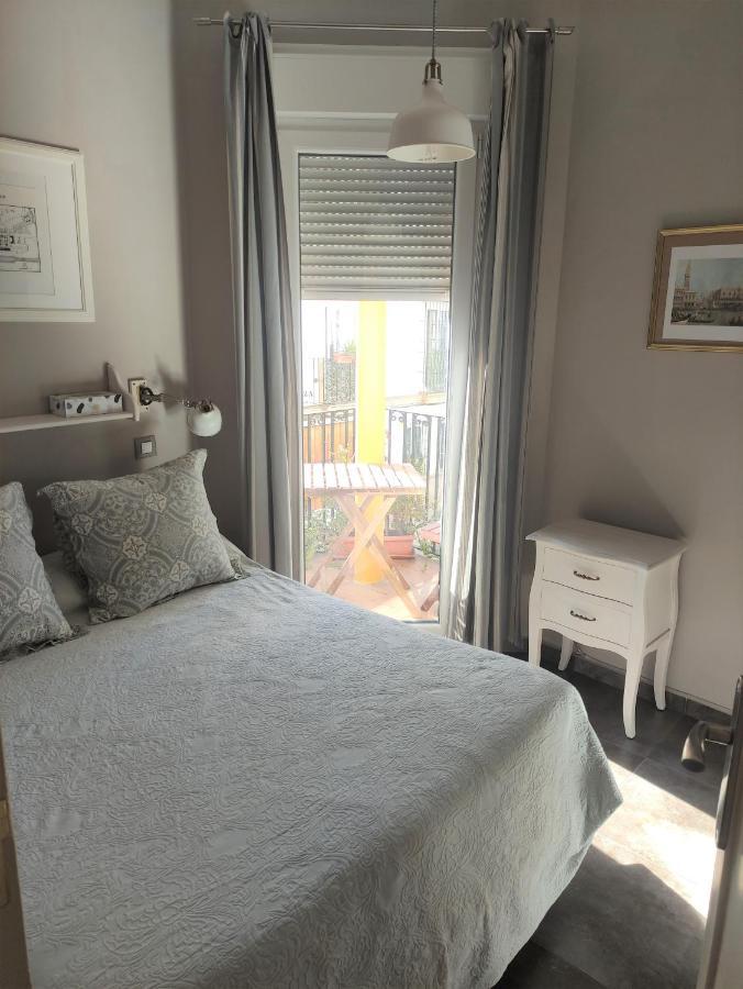Vive Triana Apartment Seville Exterior photo