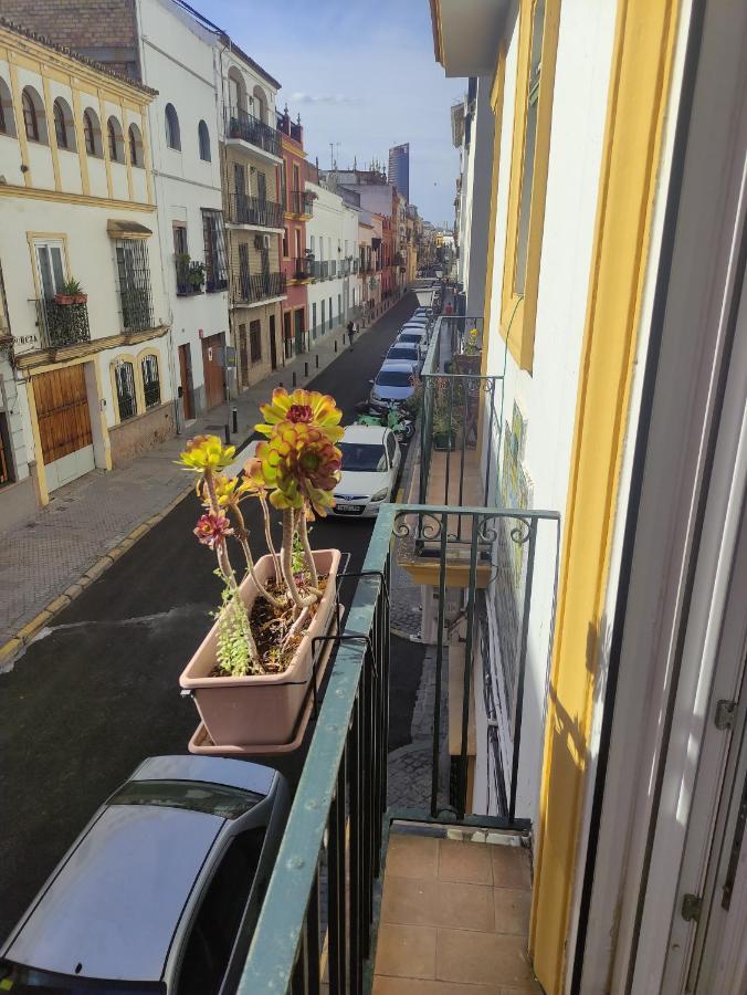 Vive Triana Apartment Seville Exterior photo